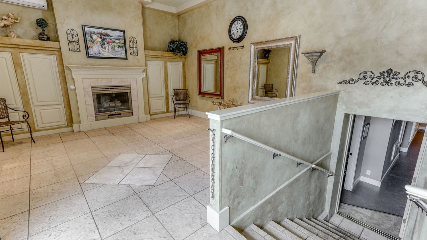 Standalone Commercial Cottage: 2437 Old Eureka Way, Redding, CA 96001